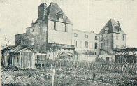 Vue du château de Bien-Assis du bord de la Tiretaine en 1912